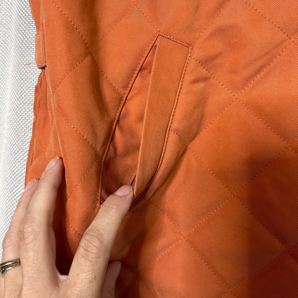 Orvis Quilted Vest in Rust Orange - Picture 2 of 6